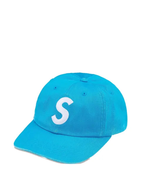 Supreme baseball cap with pigment coating