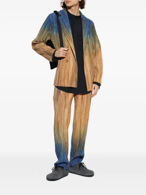 Homme Plissé Issey Miyake Paint Brush Close-Up double-breasted blazer