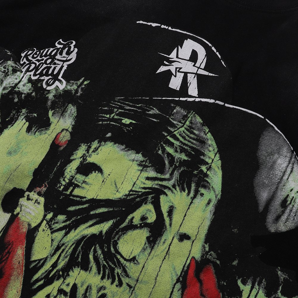 Rough Play Skeleton Graphic Distressed T-Shirt