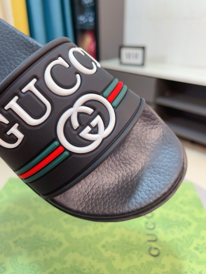 Gucci Striped Black Slide Sandals