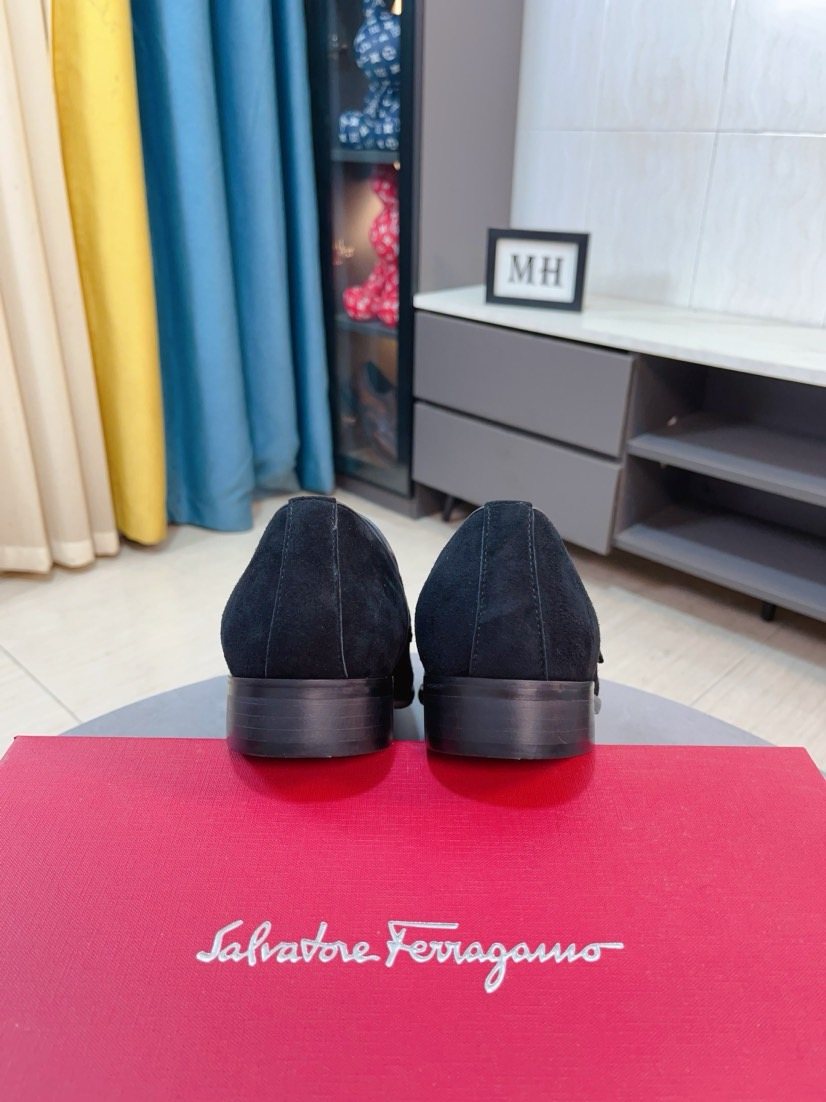 Salvatore Ferragamo Gold-Buckle Loafers