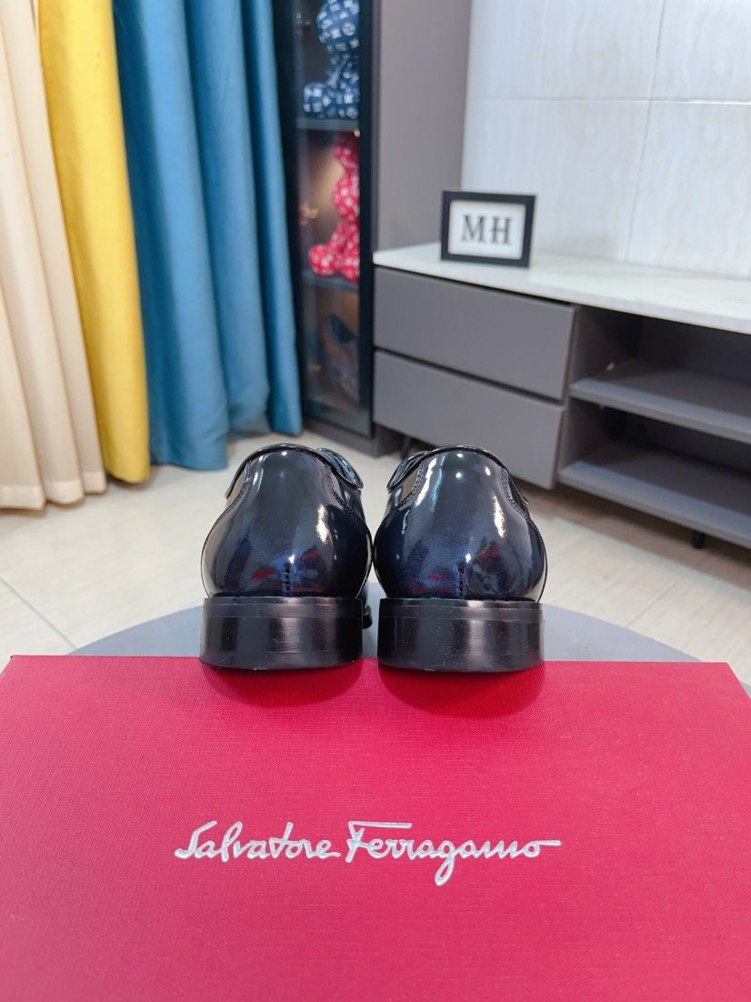 Ferragamo Men's Plain-Toe Leather Lace-Up Dress Shoes