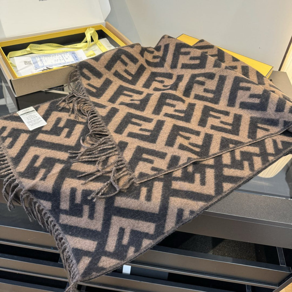 Fendi Geometric Fringed Scarf
